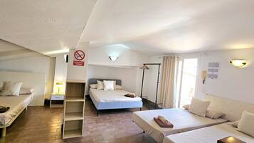 6 bedrooms, iron/ironing board, free WiFi, bed sheets