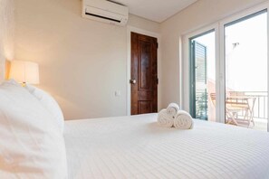 1 chambre, fer et planche à repasser, Wi-Fi, draps fournis