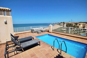 Pool - Sunrise 01 by homeprive (Denia)