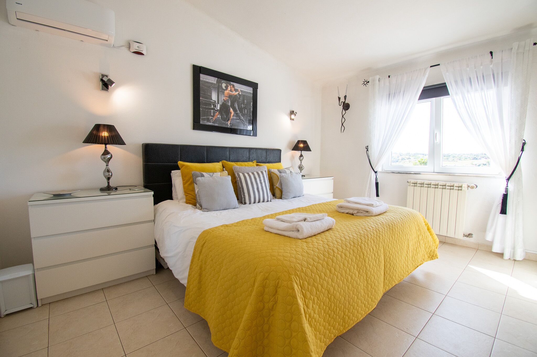 5 bedrooms, in-room safe, iron/ironing board, travel crib