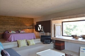 5 bedrooms, iron/ironing board, free WiFi, bed sheets - BEACH VILLA WITH SWIMMING POOL AT TORRE GUACETO, CAROVIGNO , OSTUNI , 5 BEDROOMS (Serranova)