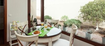 Lovely Villa in residential area 