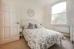 2 bedrooms, free WiFi, bed sheets - Minster's Keep 2 bedroom Apartment (York)