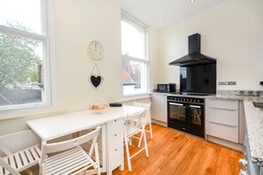 Fridge, microwave, oven, dishwasher - Minster's Keep 2 bedroom Apartment (York)