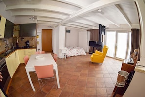 Quadrupla panoramica | 2 camere, minibar con snack e bevande gratuite, una cassaforte in camera