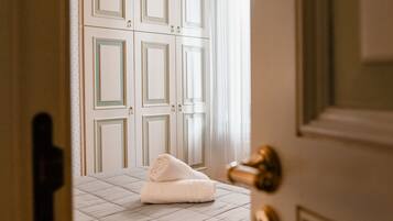Superior Room, 2 Bedrooms, City View | 2 bedrooms, free minibar, in-room safe, desk