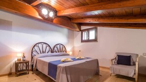 Unclassified image, 4 of 22, button - CASA PEDRA 1: delightful house in the countryside (Dorgali)