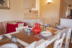 Dining - Two-room apartment 30 meters from the sea ideal for a family holiday (San Vincenzo)