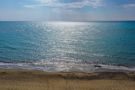 Beach nearby. Two-room apartment 30 meters from the sea ideal for a family holiday