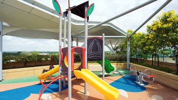 Children’s play area – outdoor