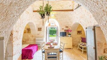 1 Schlafzimmer, Bügeleisen/Bügelbrett, Reisekinderbett, kostenloses WLAN