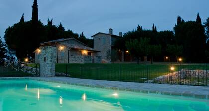 Spacious villa with swimming pool in stunning scenery and picturesque villages