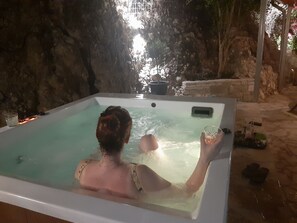 Jetted bathtub - Paraskevi's Luxury Studios (Parga)