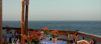3 Bed det.Villa. Pool Golf Tennis Paddle . 5G WiFi 55”Smart TV