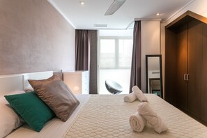 1 chambre, fer et planche à repasser, Wi-Fi gratuit, draps fournis