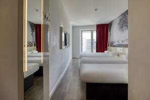 Basic Quadruple Room - B&B HOTEL Antwerpen Zuid (Antwerp)