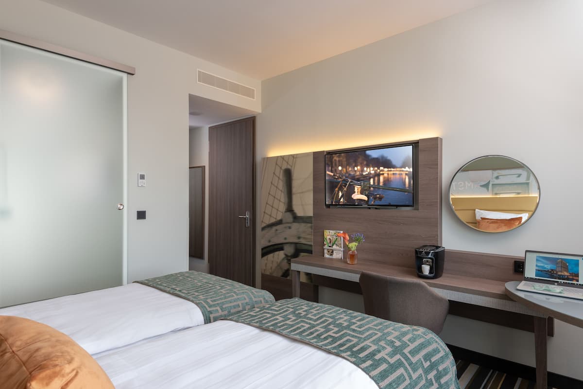 1 bedroom, minibar, in-room safe, desk