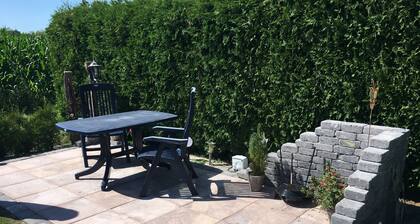 Suotuisa tyylikäs huoneisto 2 hengelle