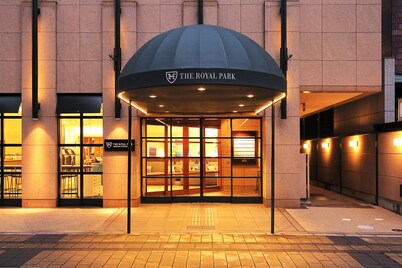 广岛河滨皇家公园酒店