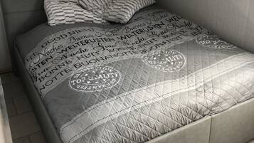 1 Schlafzimmer, Reisekinderbett, WLAN