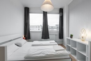 2 chambres, fer et planche à repasser, Wi-Fi gratuit, draps fournis