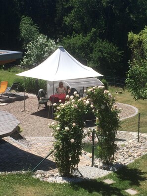 Property grounds - Cozy apartment "Bückli" in the Ortlieb house (Ühlingen-Birkendorf)