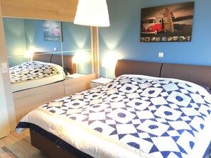 4 slaapkamers, reisbedje, gratis wifi, beddengoed