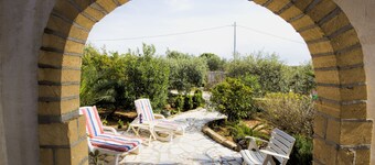countryhouse Santo surrounded with olive trees very relaxing, sea view