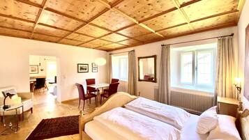 2 chambres, lit parapluie, Wi-Fi gratuit, draps fournis