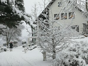 Property grounds - Apartment in the beautiful Erzgebirge / PobershauCharmant ✴✴✴✴✴ furnished (Pobershau)