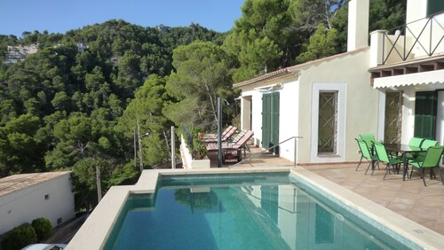 Villa "ENCINA", le meilleur emplacement de la Costa Canyamel avec une vue fantastique sur la mer   