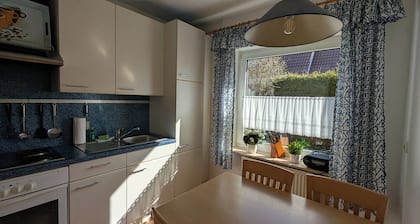 Rauhallinen sijainti, muutaman minuutin päässä rannasta, lemmikit tervetulleita,