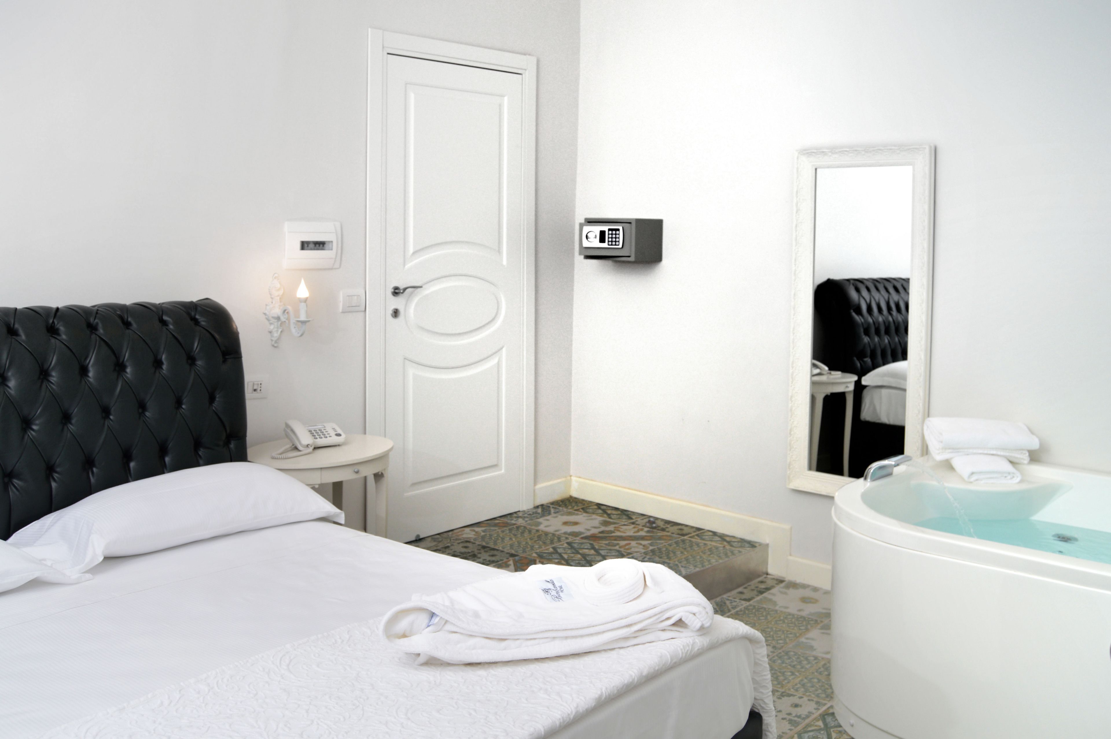 Frette Italian sheets, premium bedding, down duvets, pillow-top beds
