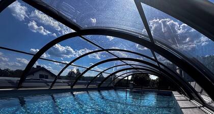 4**** Holiday apartments, exclusive Wellness Jakuzzi, Sauna, Pool, Castle View