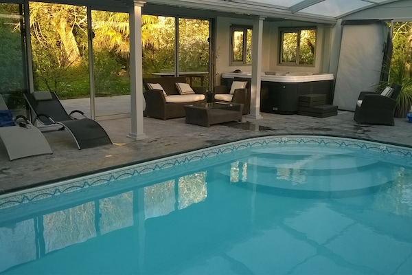 Piscine couverte, piscine chauffée