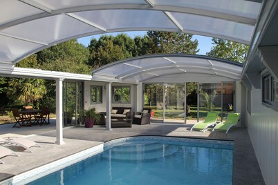 CHAMBRE HOTES PRIVATE HEATED POOL AND JACUZZI NEAR SAUMUR AND DOUE EN ANJOU