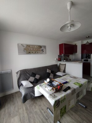 TV, books - LE CROTOY STUDIO 3*** DIRECT SEA ACCESS + FREE SECURE PRIVATE PARKING (Le Crotoy)