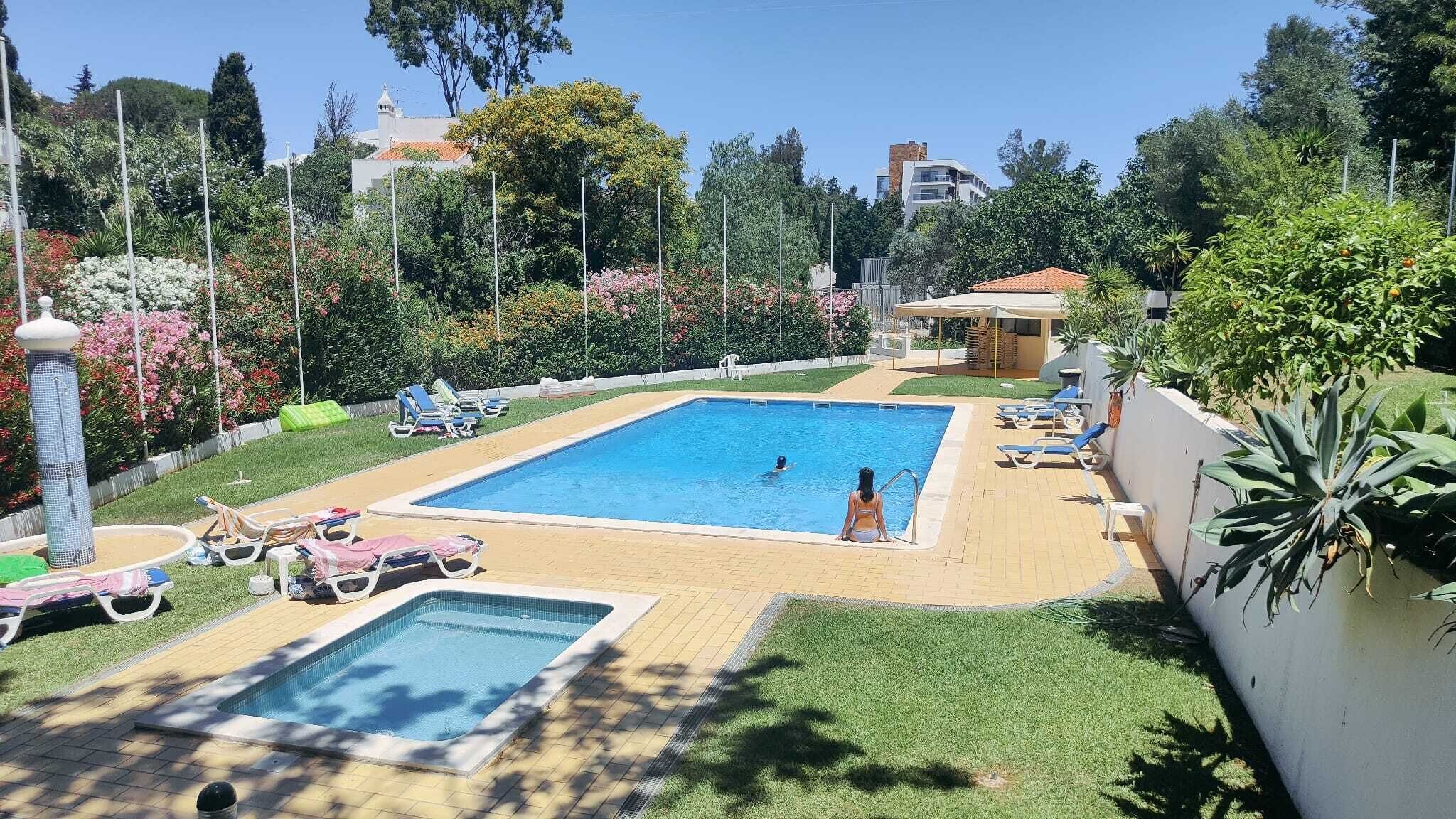 Udendørs pool