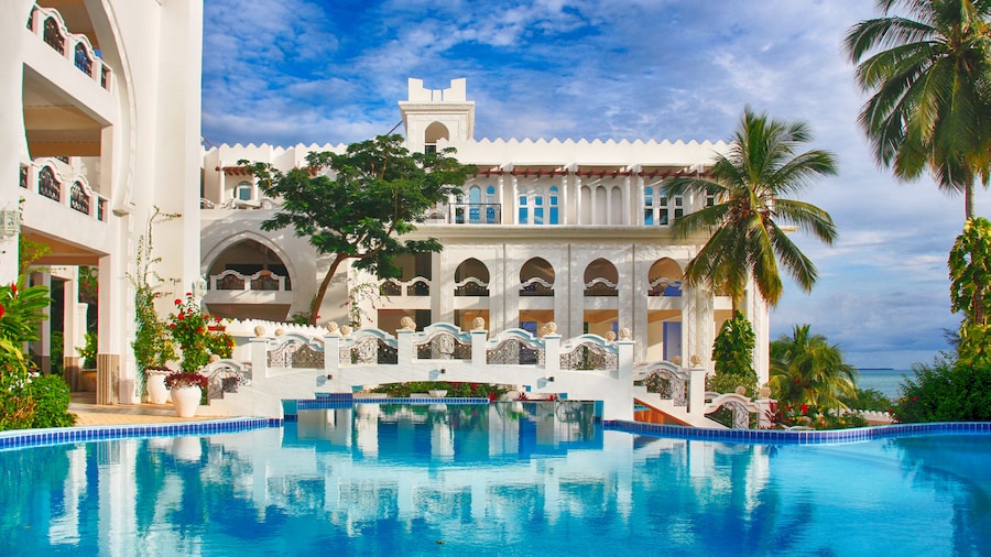 Madinat Al Bahr Business & Spa Hotel