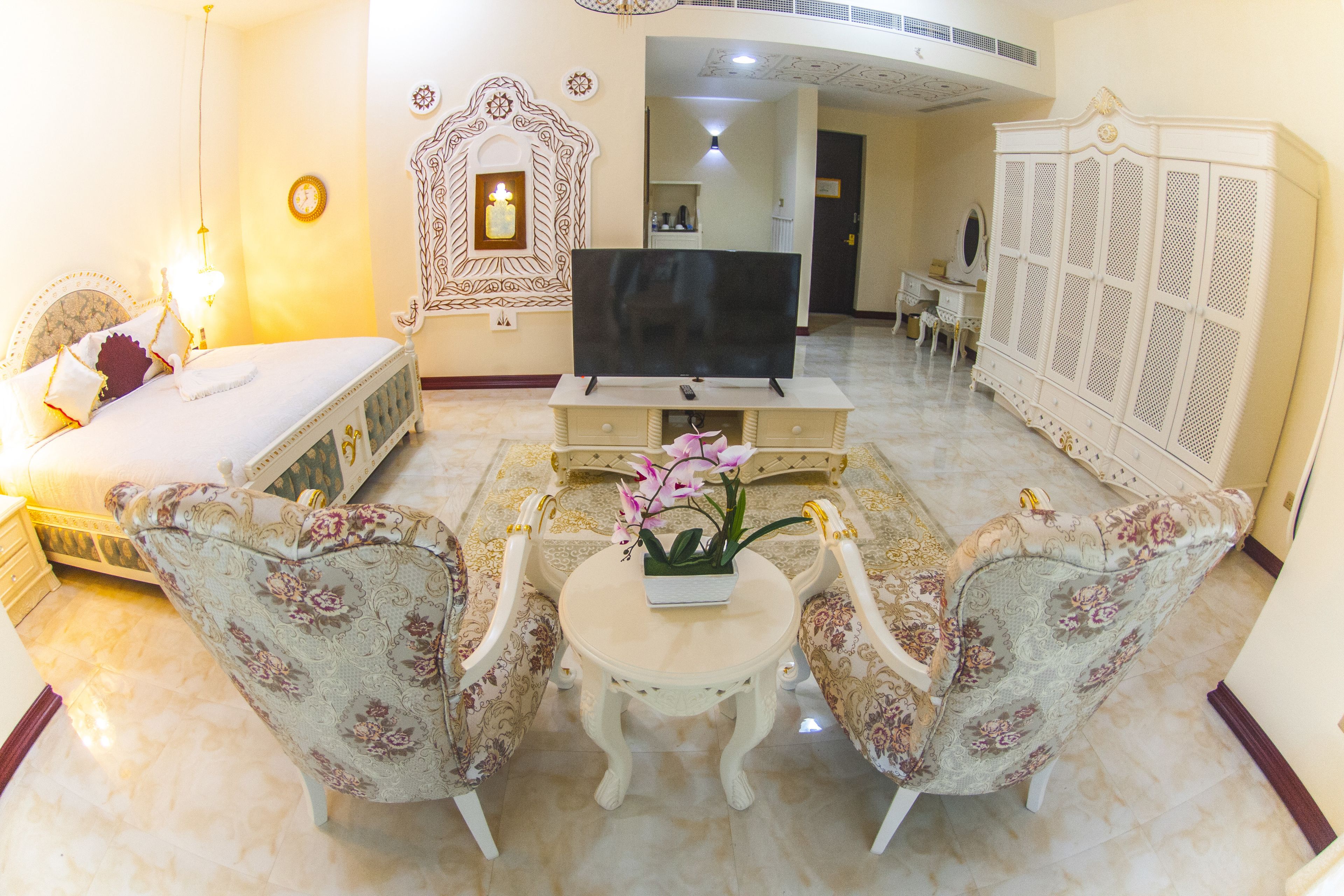 Executive Room with Sea View | Ropa de cama de alta calidad y minibar 