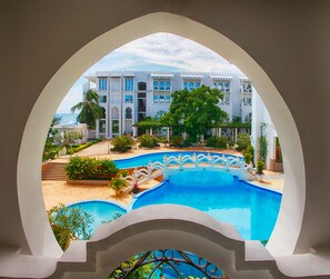 On the beach - Madinat Al Bahr Business & Spa Hotel (Zanzibar Town)