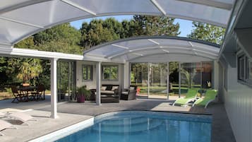 Indoor pool, outdoor pool