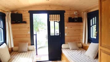 1 chambre, fer et planche Ă repasser, draps fournis