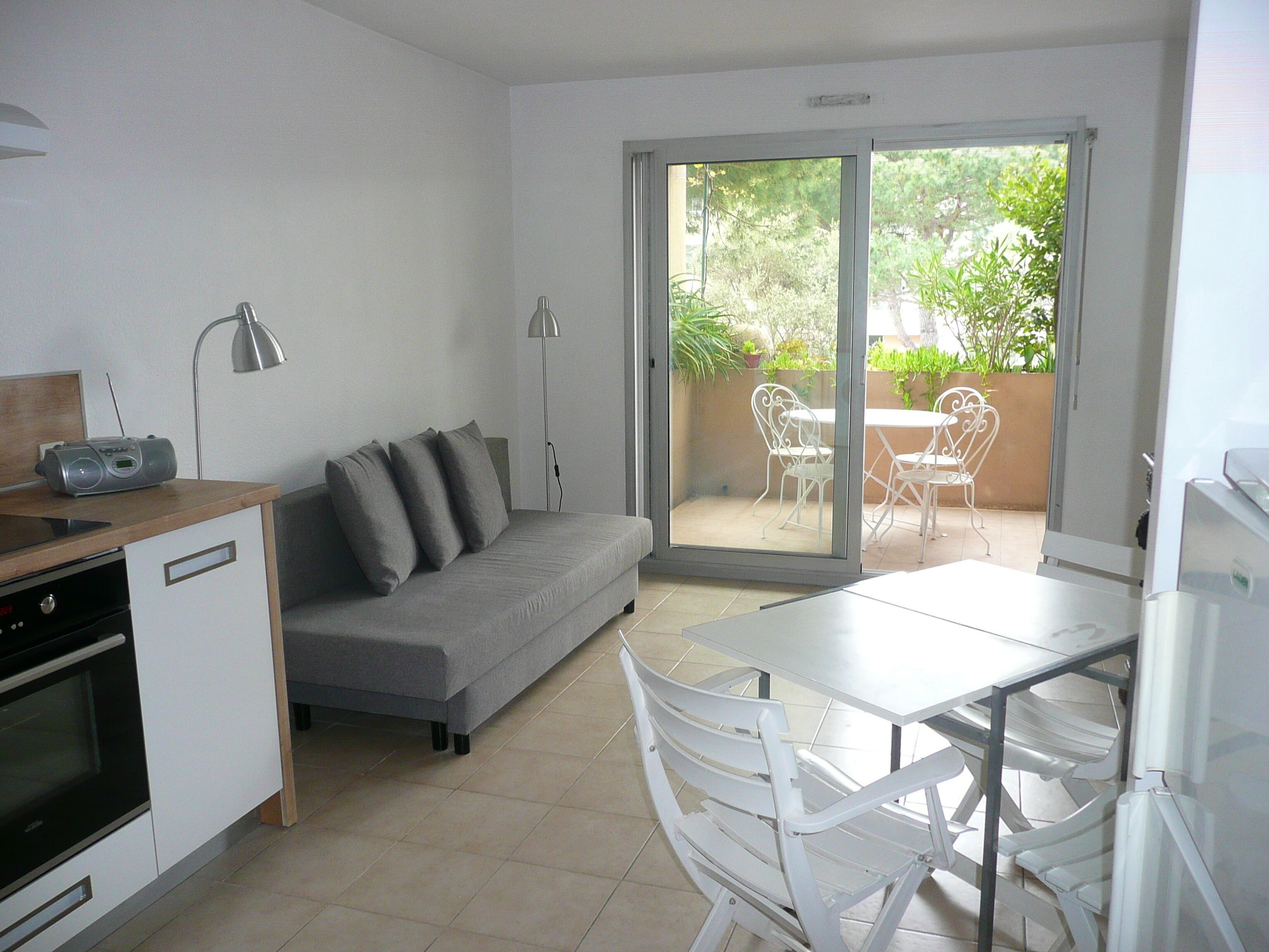 Télévision, chaîne hi-fi