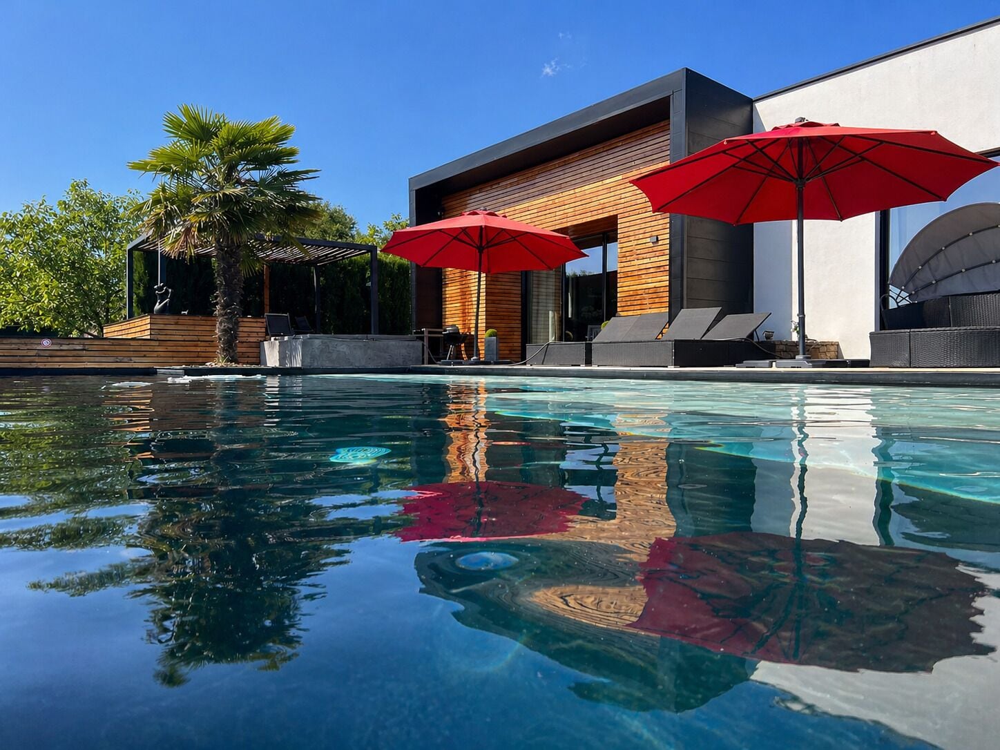 Outdoor pool, a heated pool