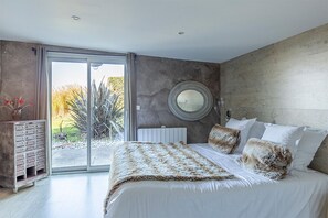 3 Schlafzimmer, BĂŒgeleisen/BĂŒgelbrett, kostenloses WLAN, BettwĂ€sche
