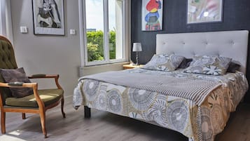 3 bedrooms, free WiFi, bed sheets