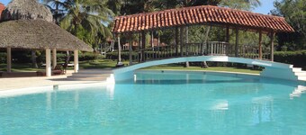 エルリモン/ラエスタンシア-ゴルフ-リゾート