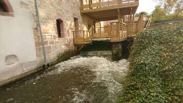 Enceinte de lâhĂ©bergement