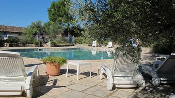 Piscina externa